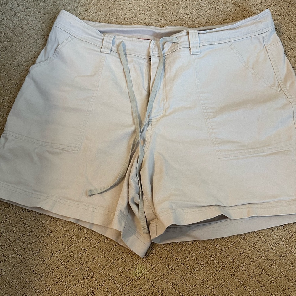 Cherokee Women's Light Cream Cargo Shorts